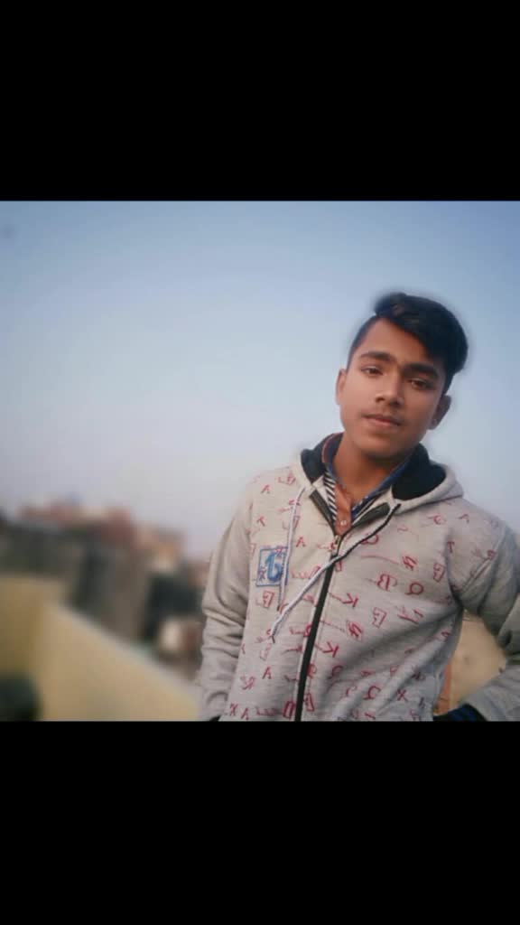 @m.r ayush 😎 king 👑