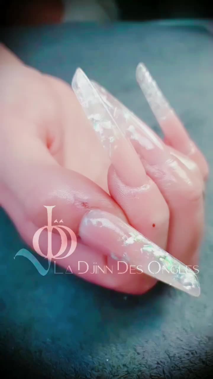 @La Djinn Des Ongles