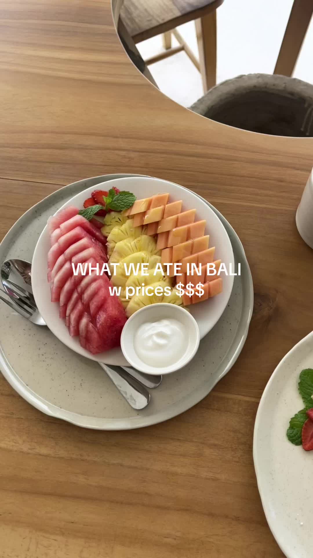 @twoloverstravel 🕊️