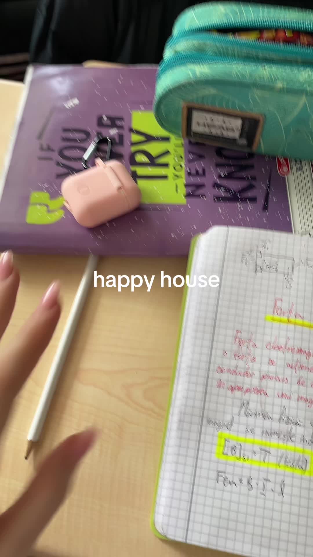 @Elena🎀