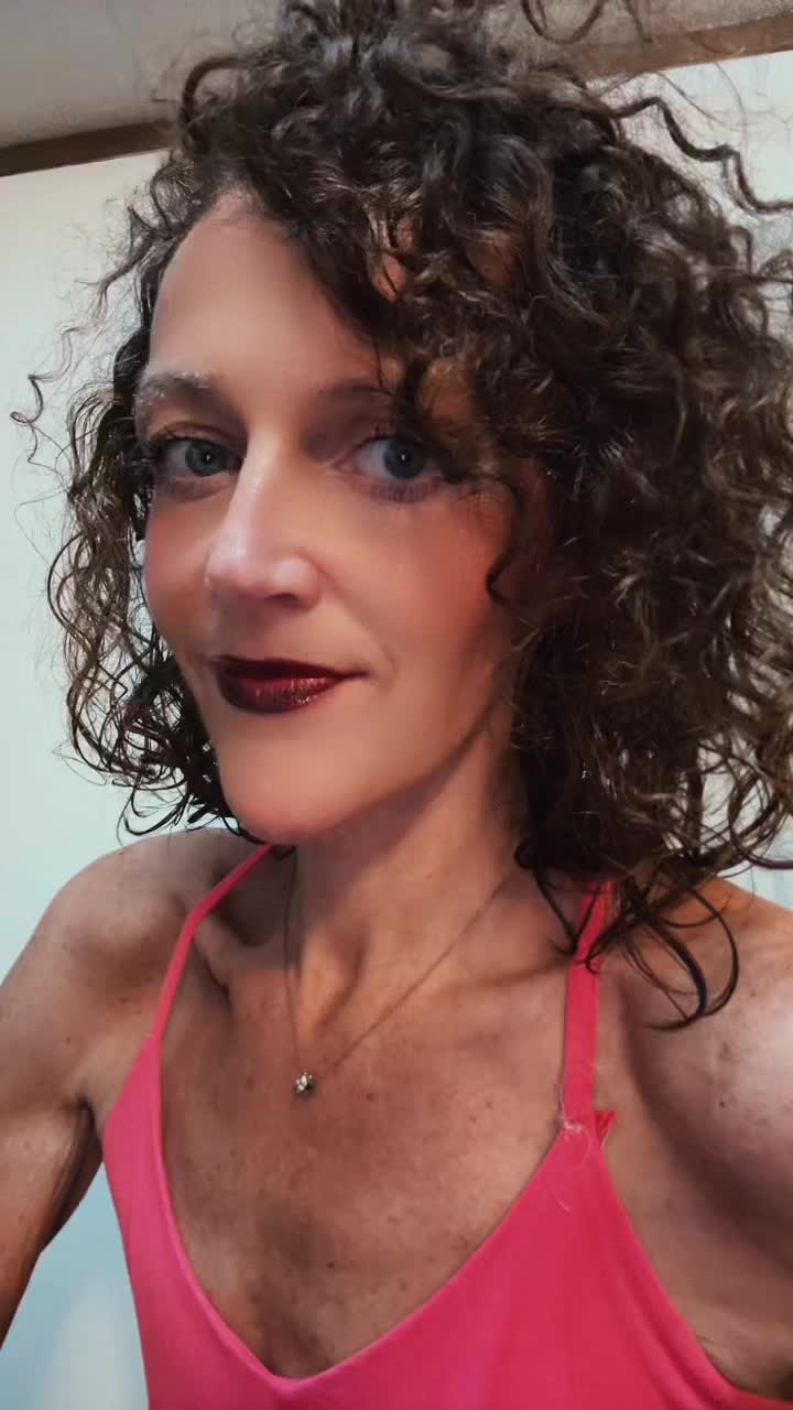 @whitneysellers99