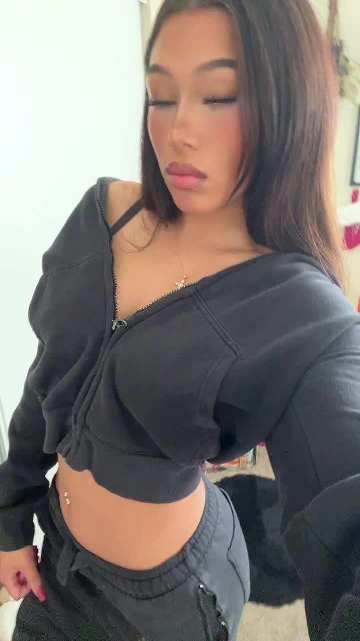 @mimi_evans