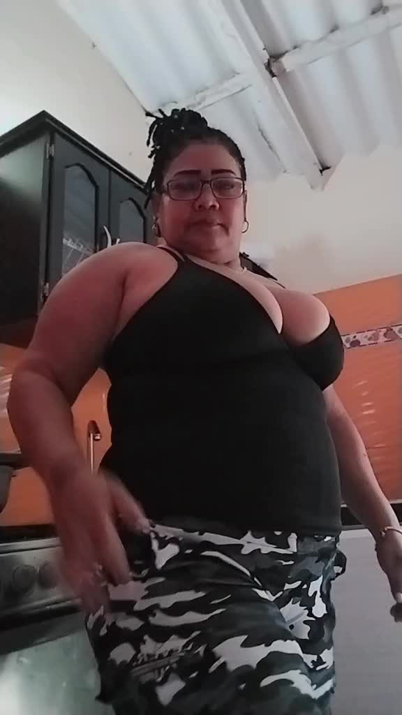 @Chica_acuario