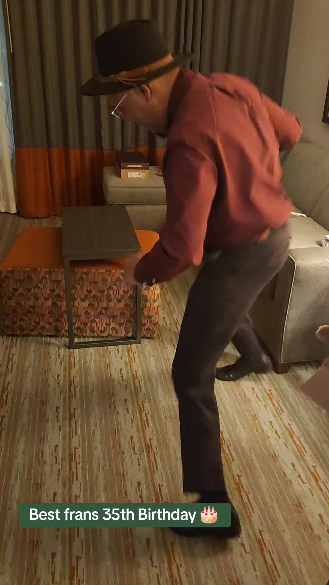 @porchedenae