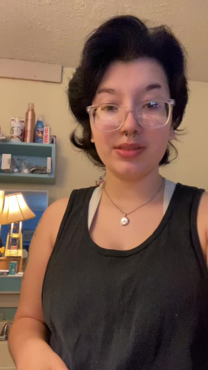 @hunny_bunny_boy