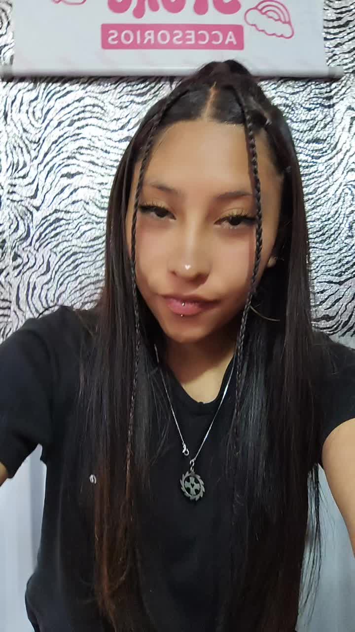 @_ashe_