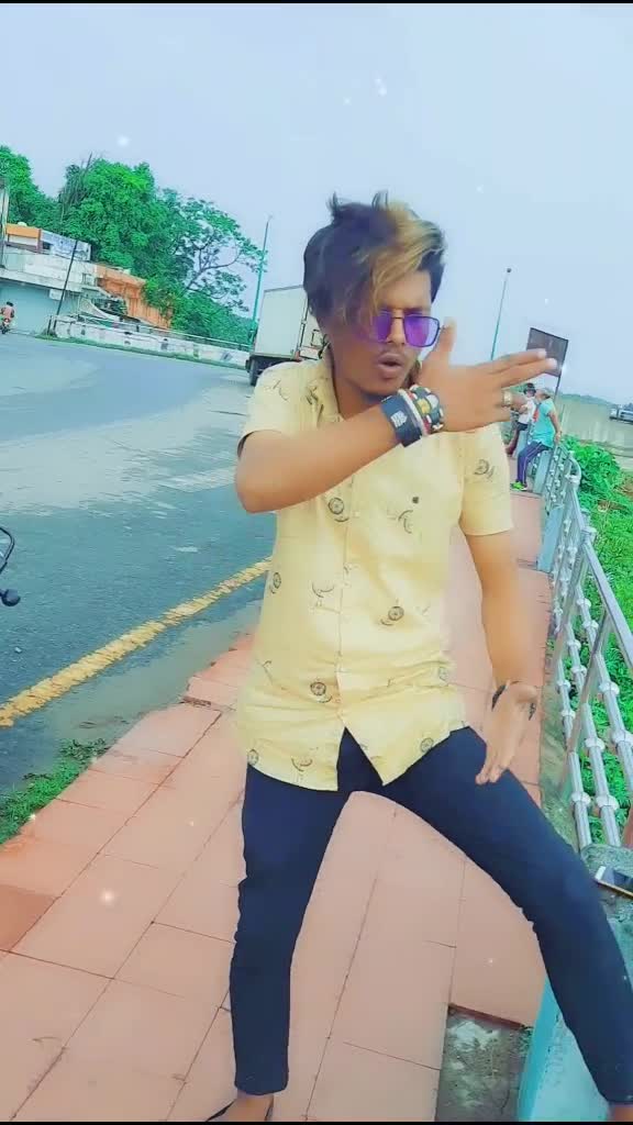 @साहू ,,,B,o,¥
