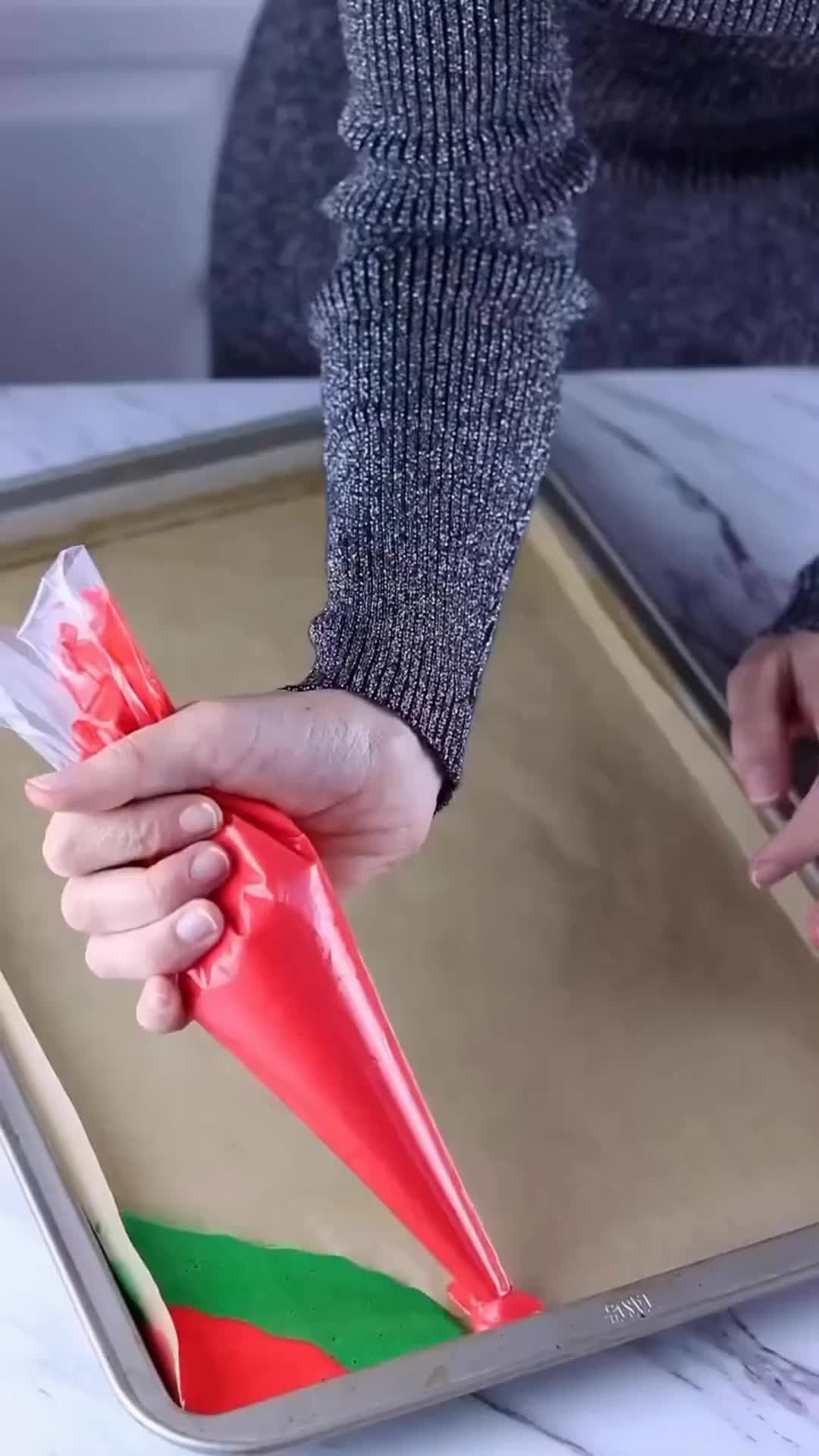@RedditPoppy