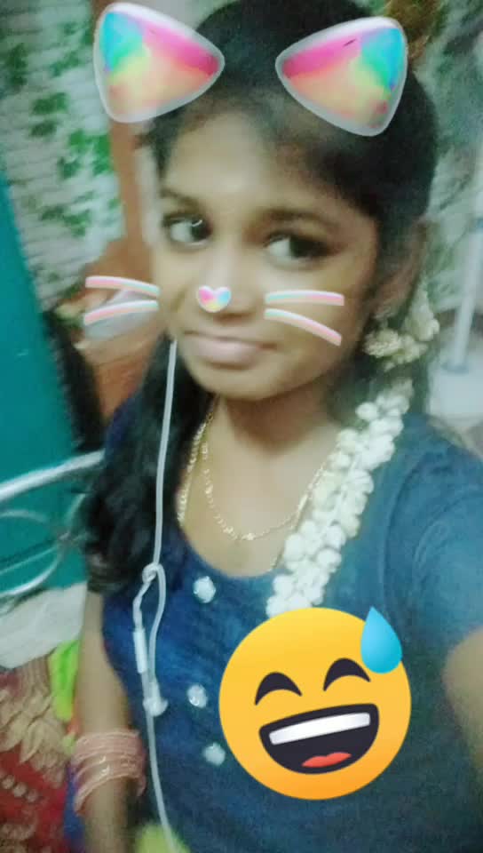 @kaviya