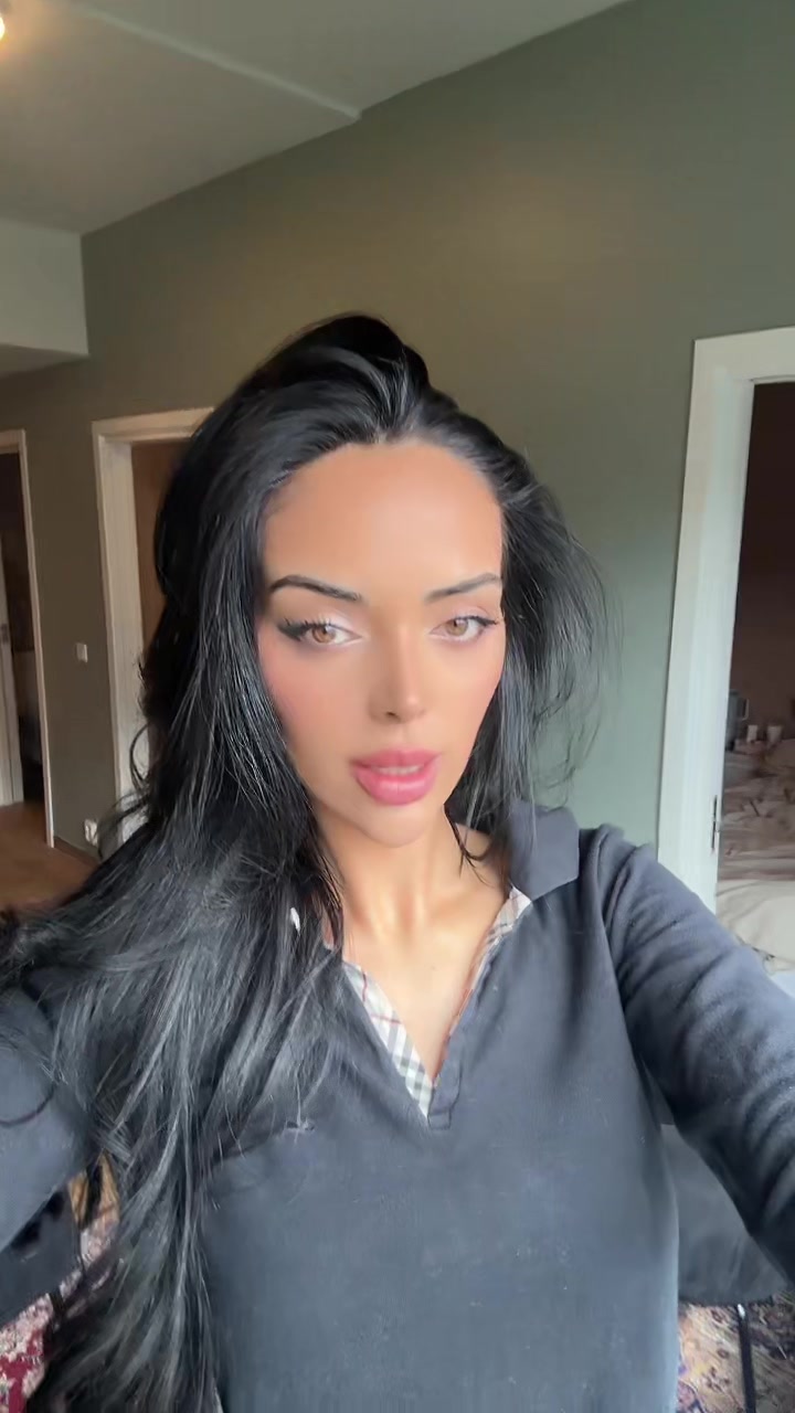 @shérine