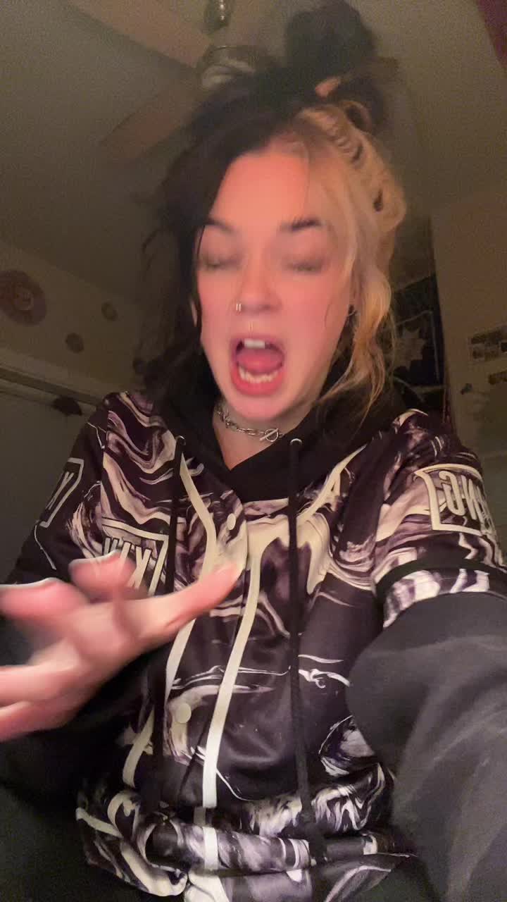 @rowan 🕷️🫧🧟&zwj;♀️