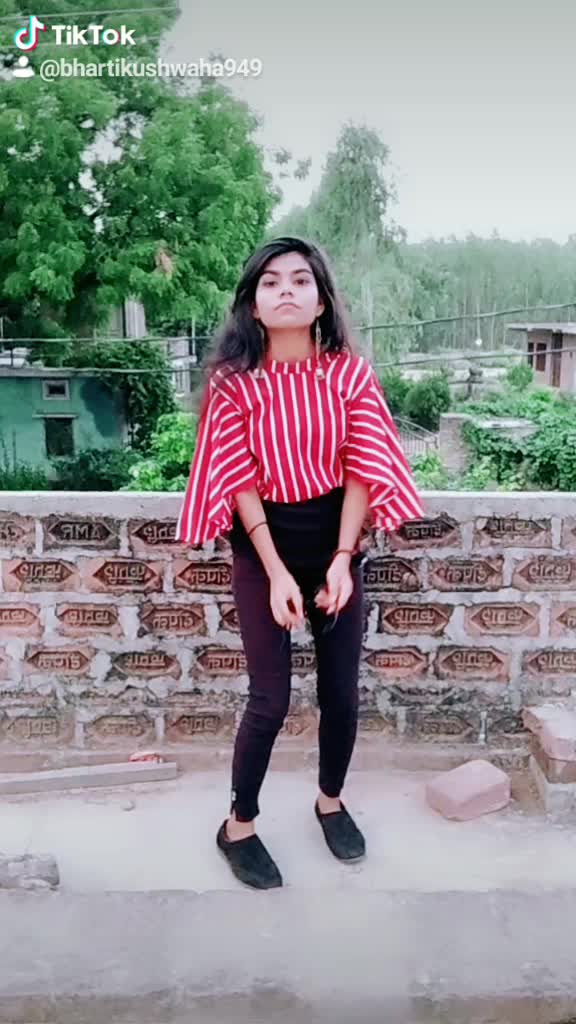 @Apka chotadhamaka 🤓
