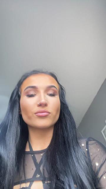@Lauren x