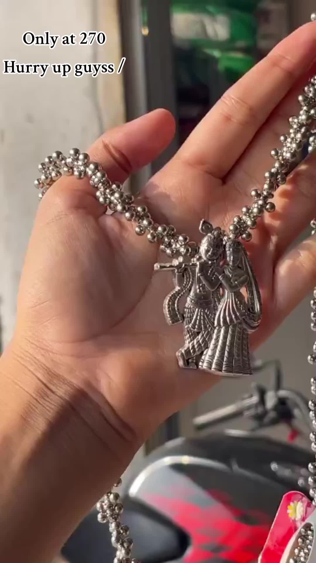 @Nush_jewels