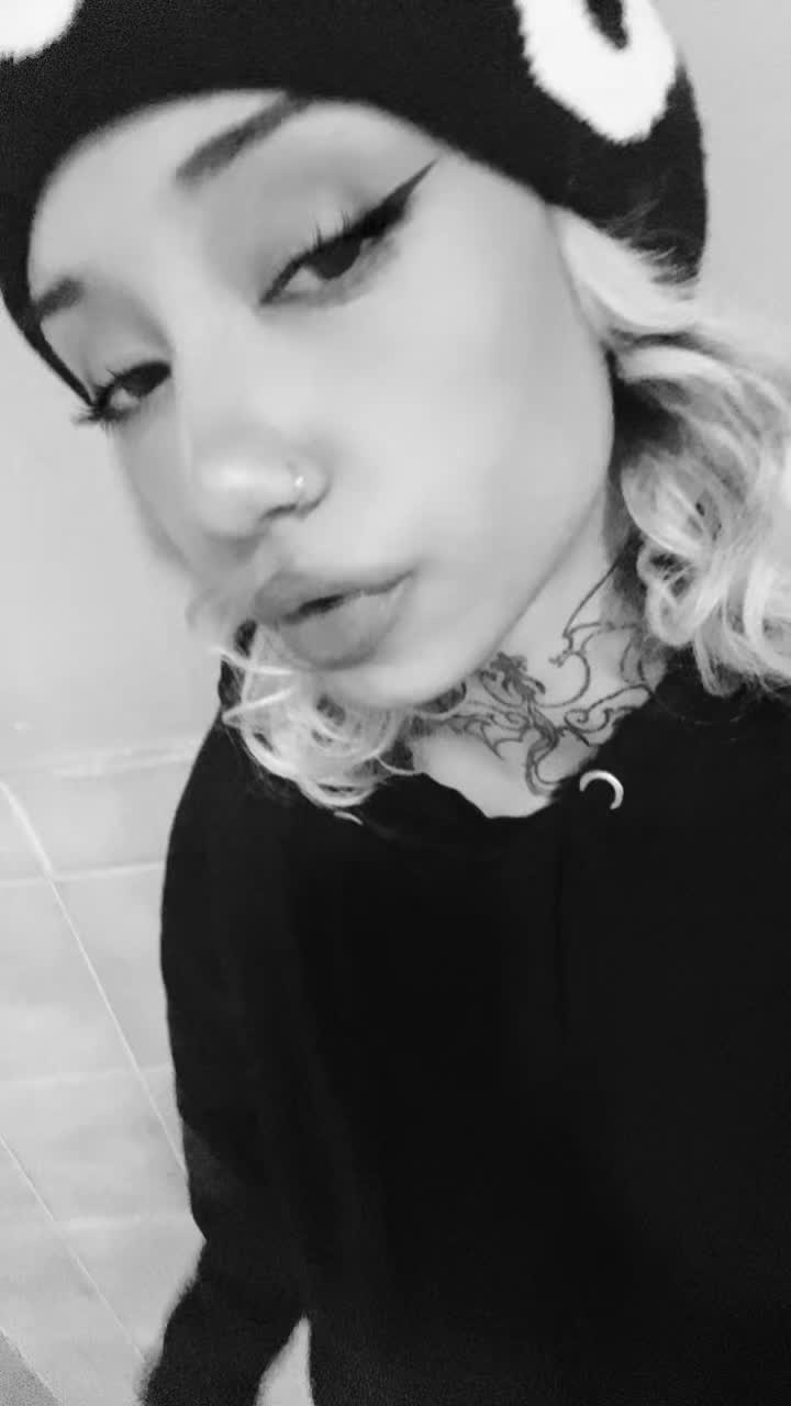 @Titi