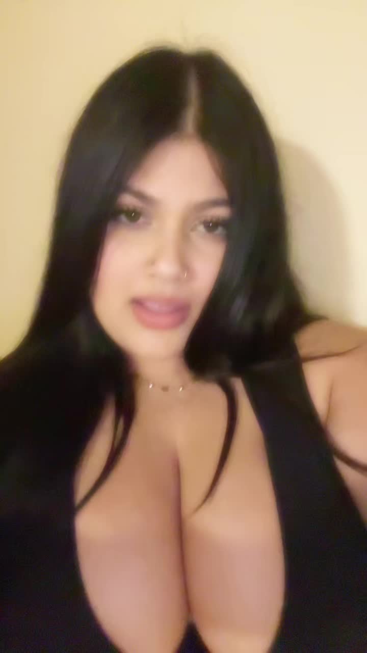 @𝒢 ᥫ᭡.