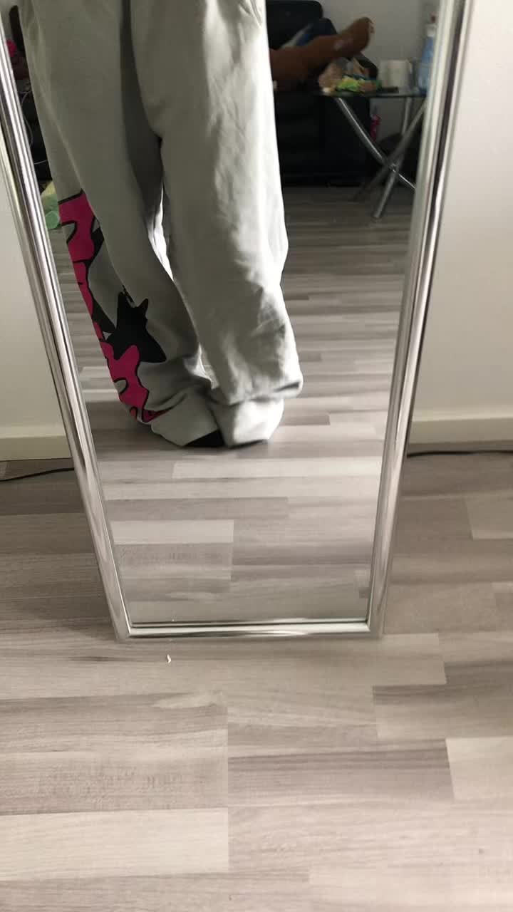 @🐍