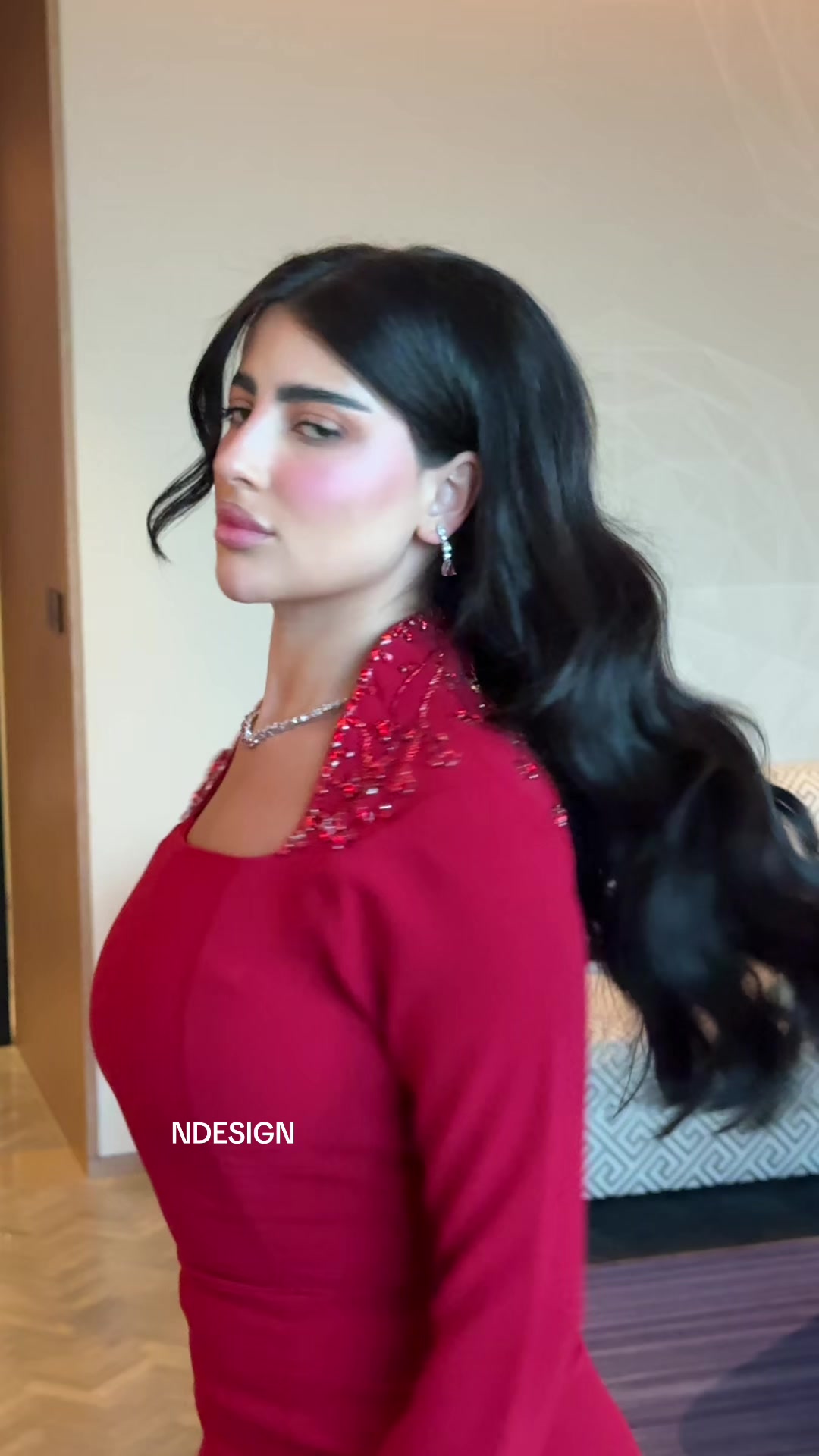 @المصممه نوره