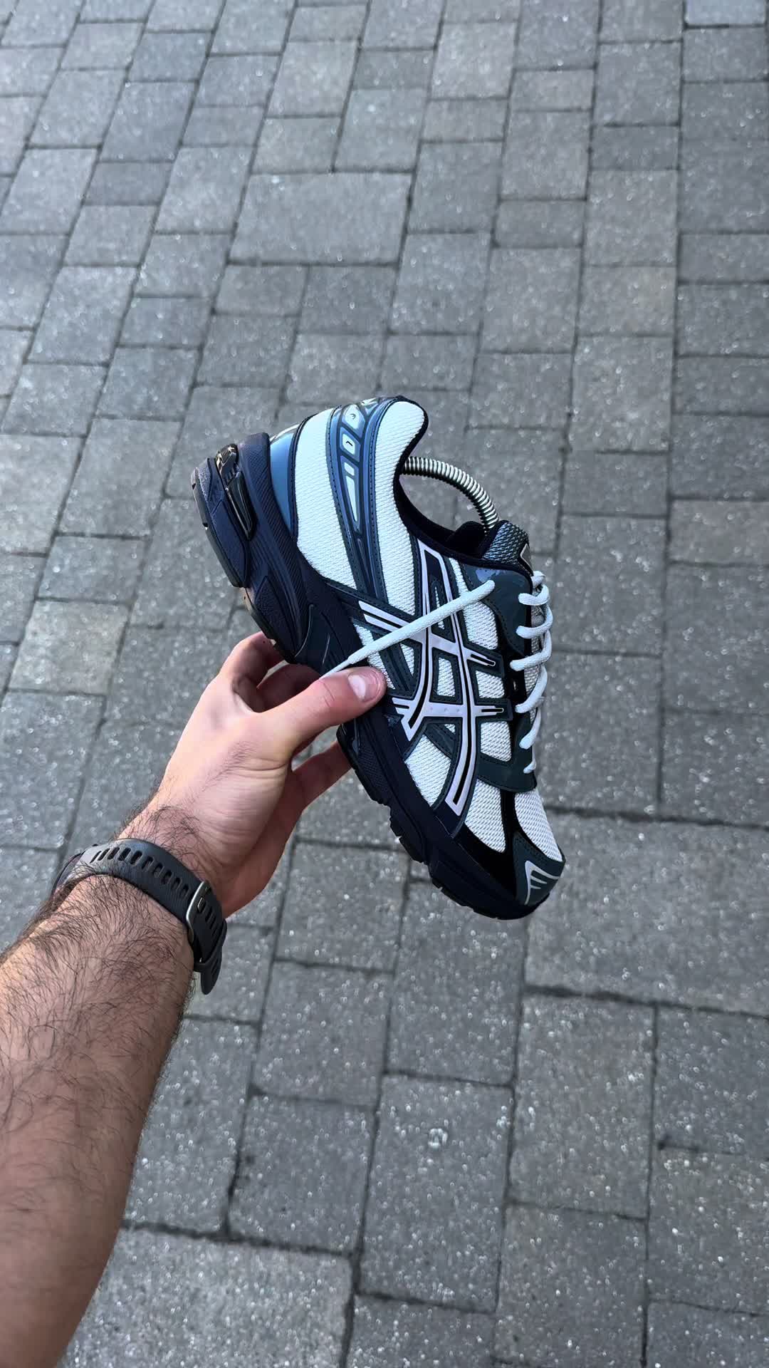 @theselectedshopper