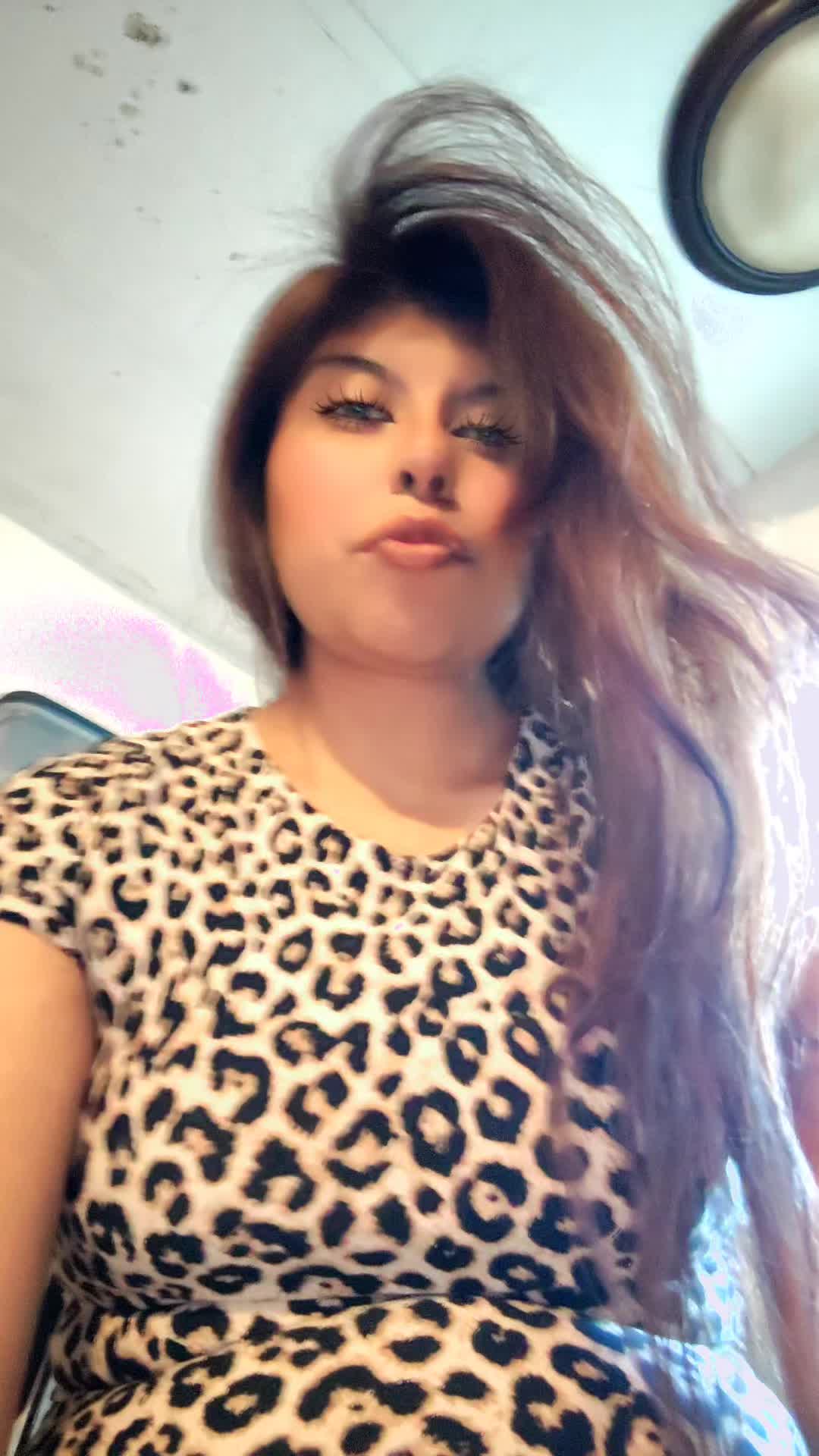 @Priscila