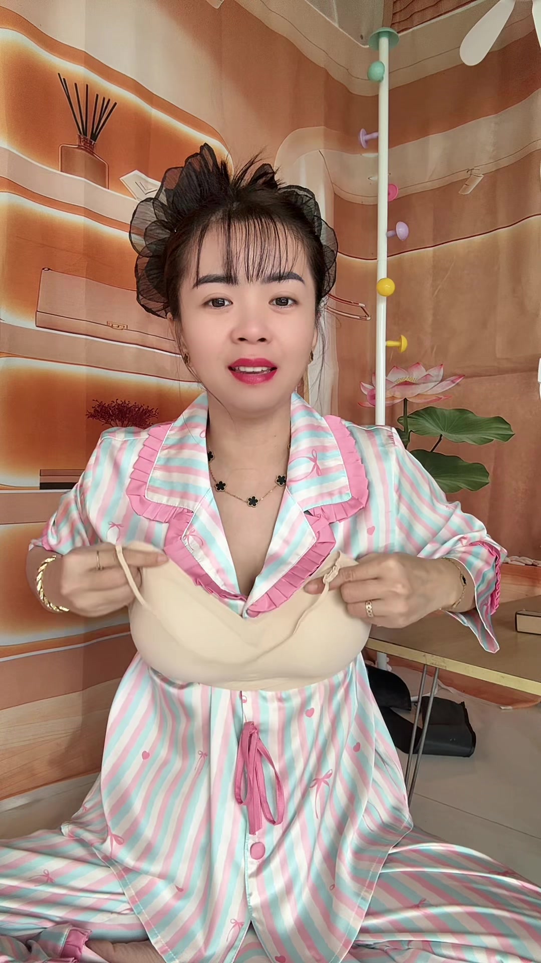@Em Cẩm Nè