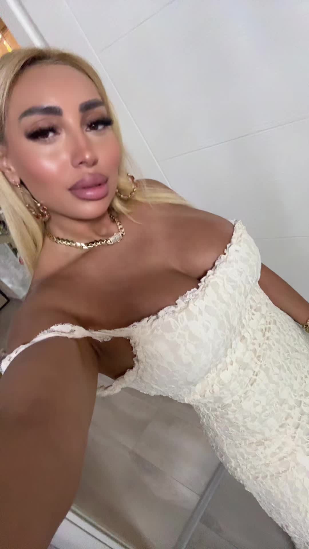 @Ramy Ramona Marin