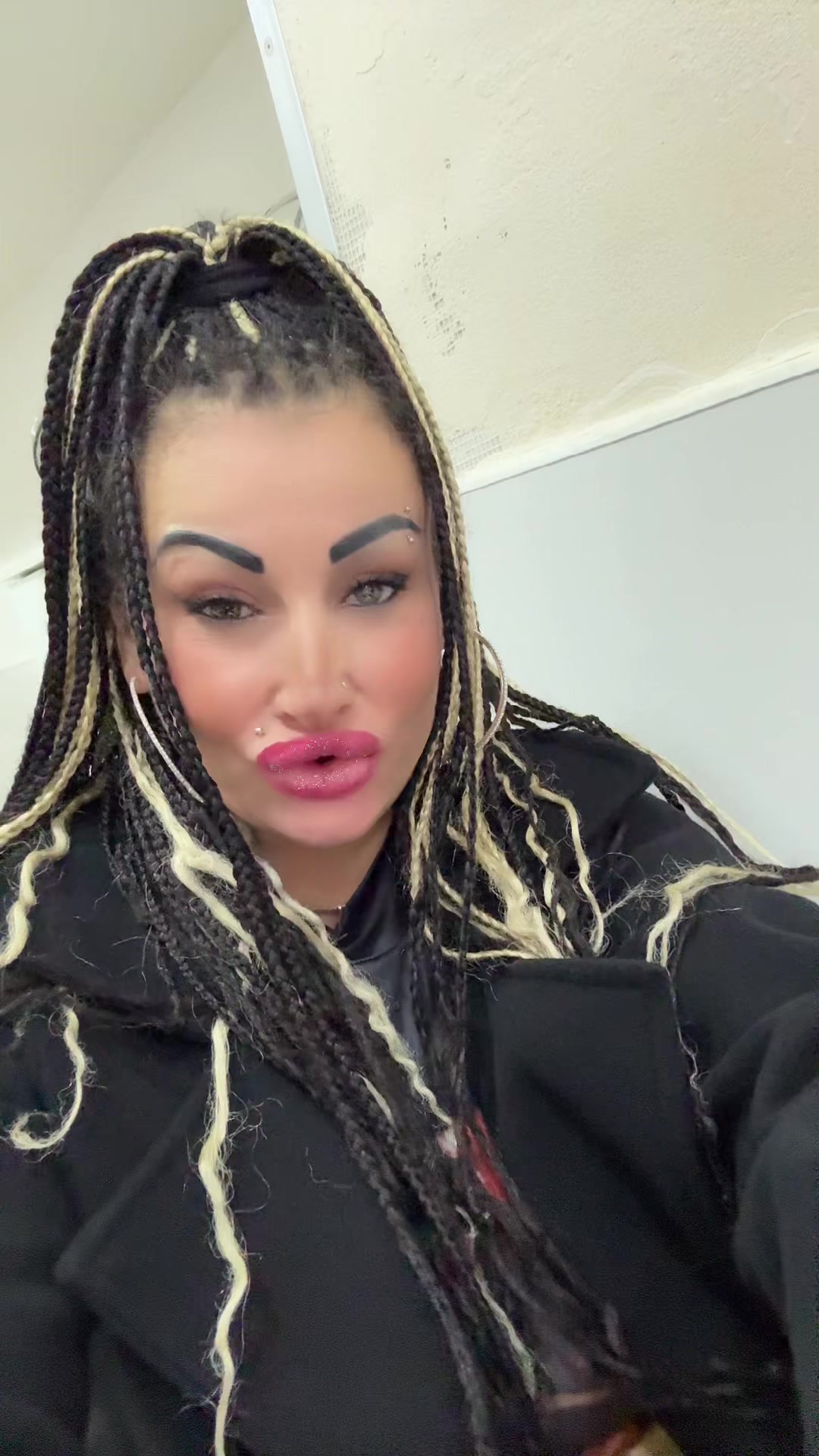 @tinasimonetti869