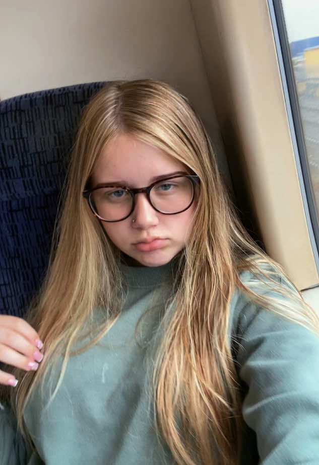 @isabellaalliston