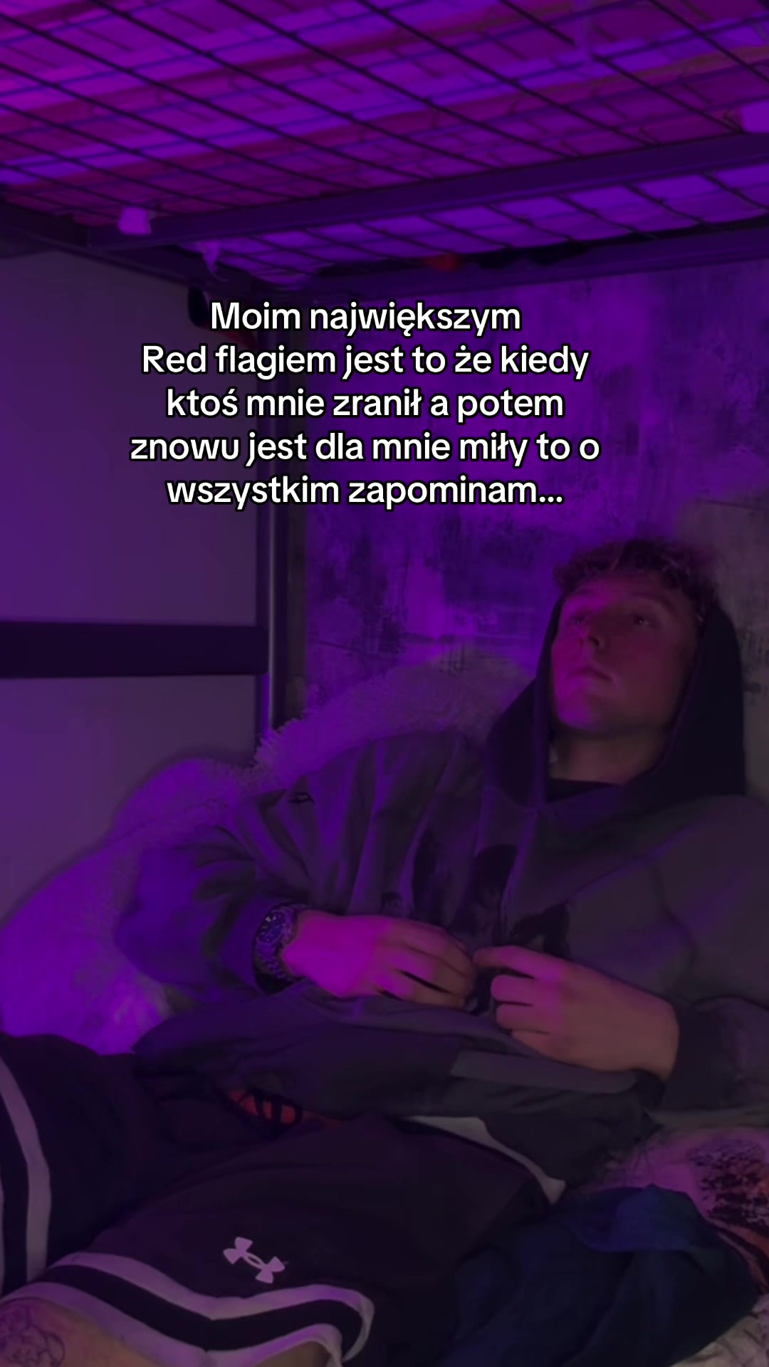 @xkrystian • ig: xkrystia_n <3