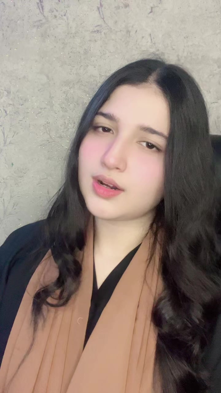 @PRETTY GIRL🥰