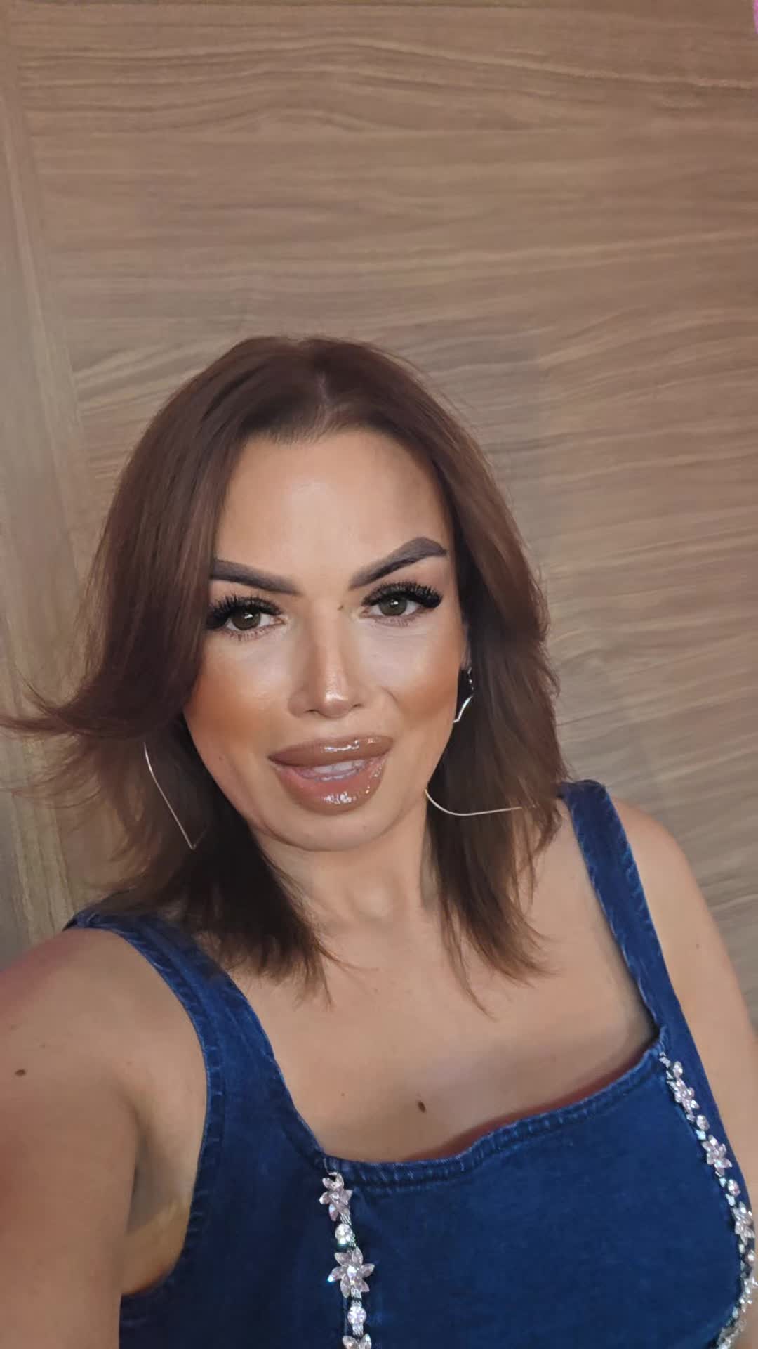 @Tania karina