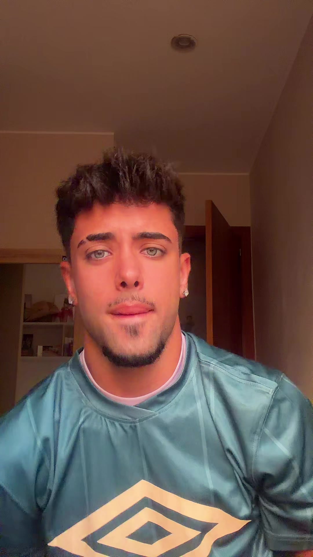 @Alex Méndez
