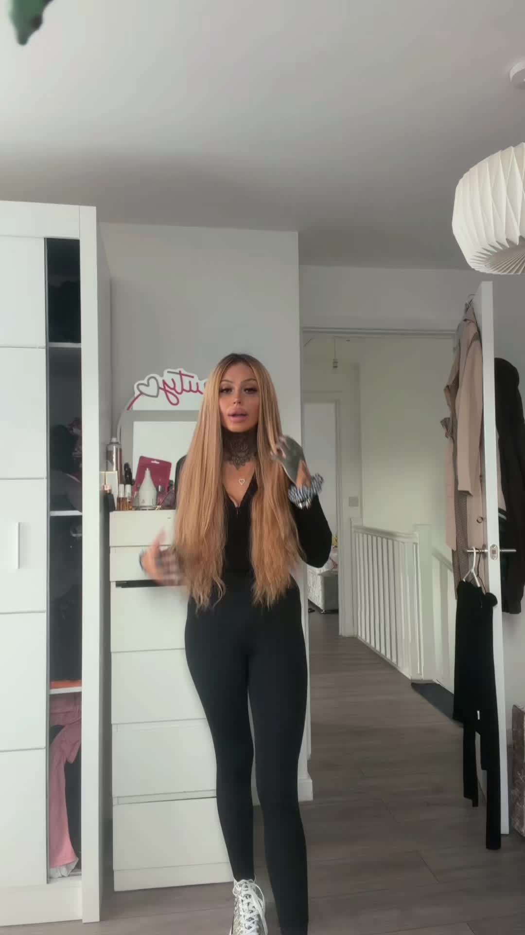 @honeyboneyx