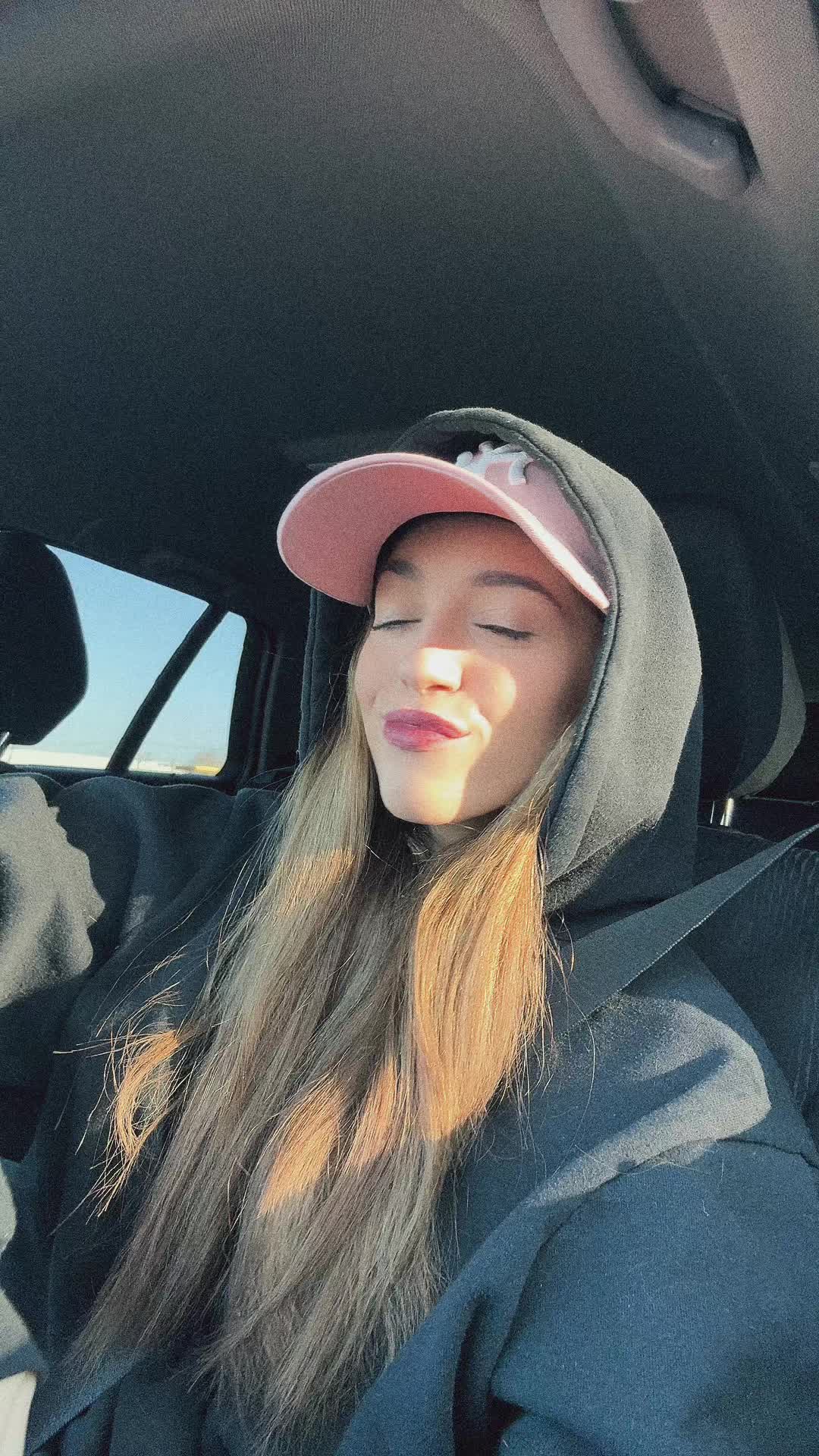 @_Nikkaa_20