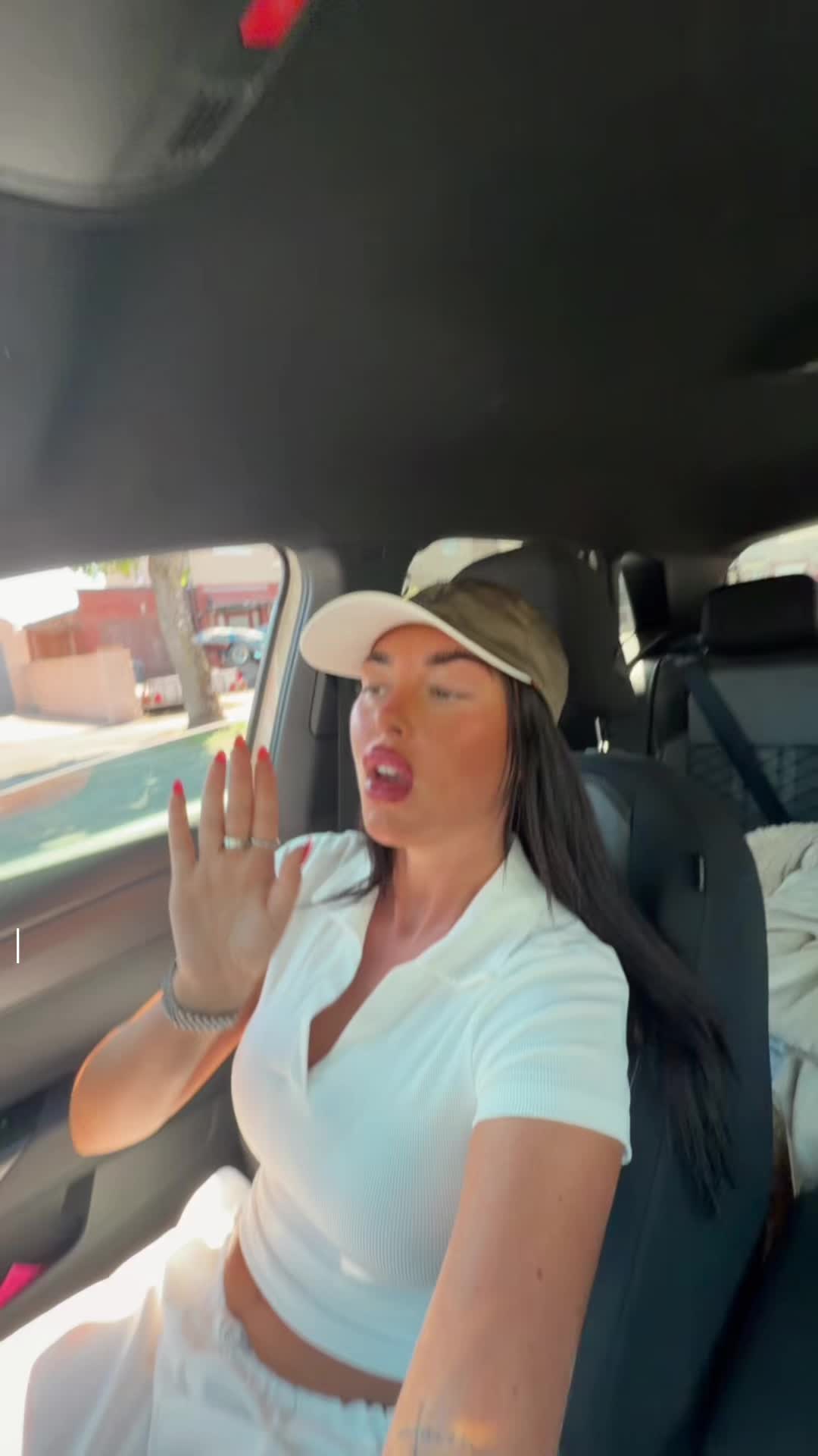 @BrookeJaneGreen