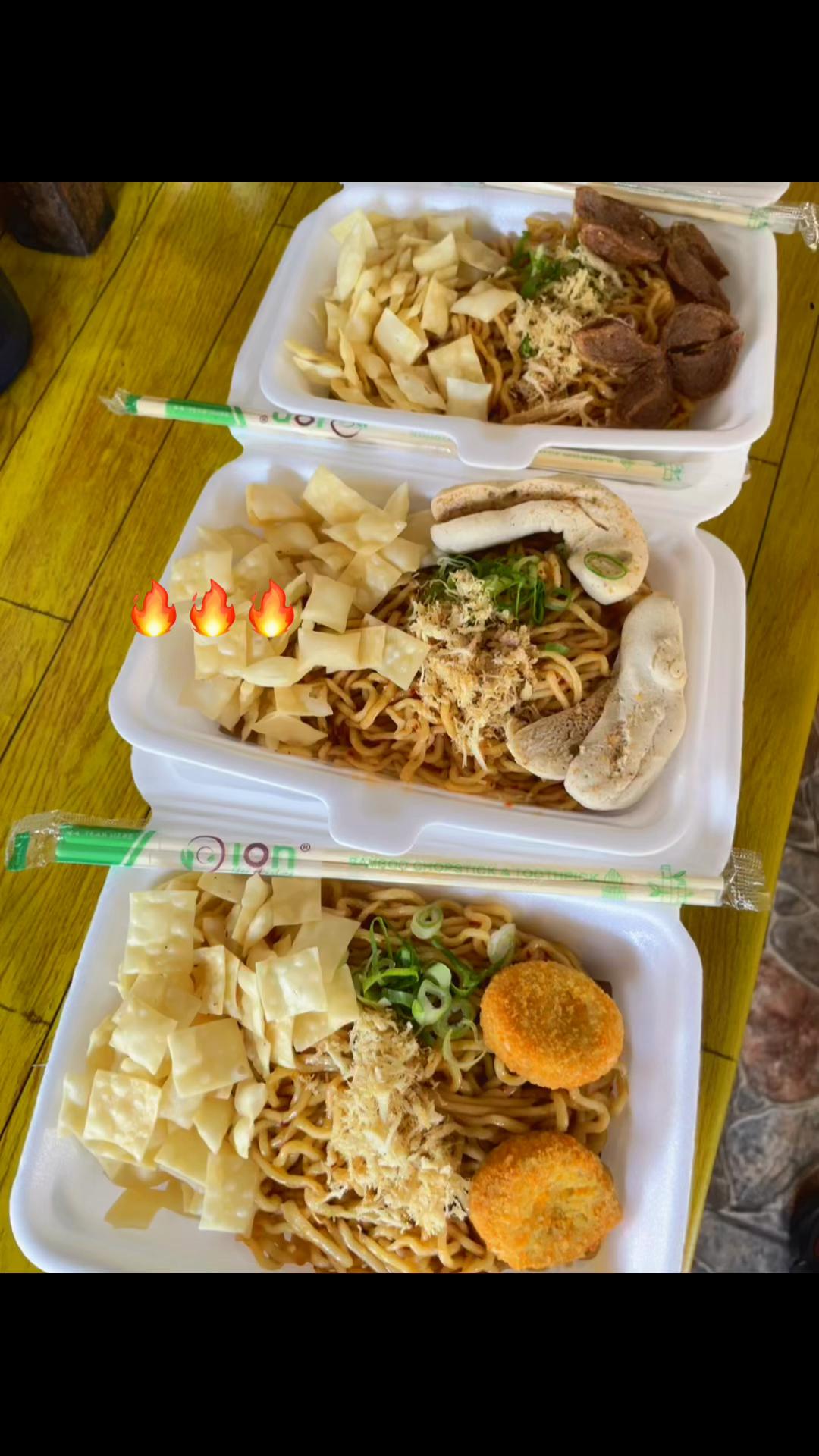 @MIE & WONTON CHILI OIL SMBJ