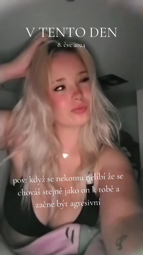 @Prostě normal holka