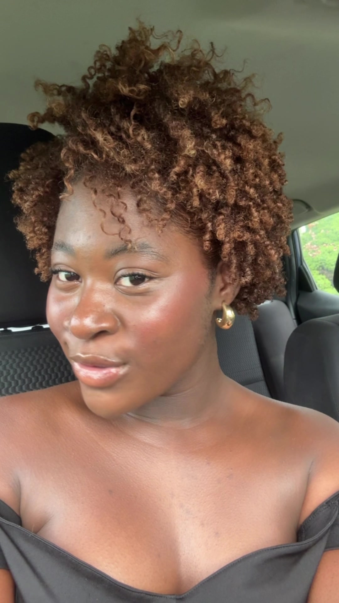 @Renaya Lekwuwa