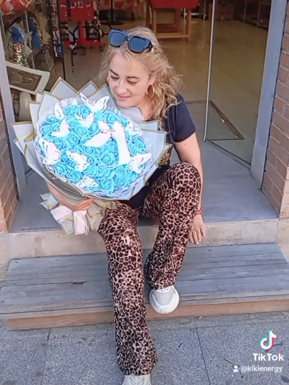 @Kiki