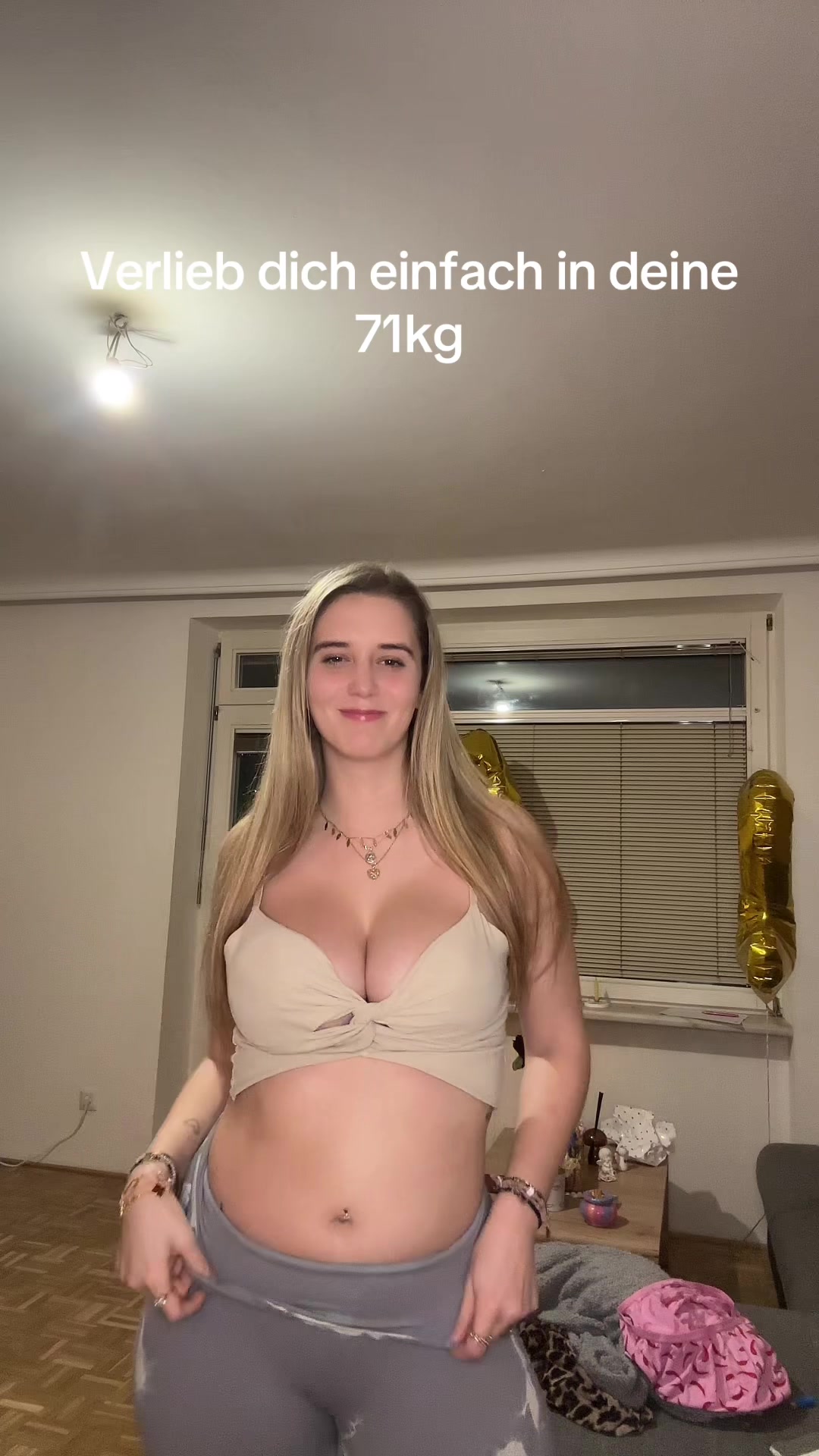 @official.mona