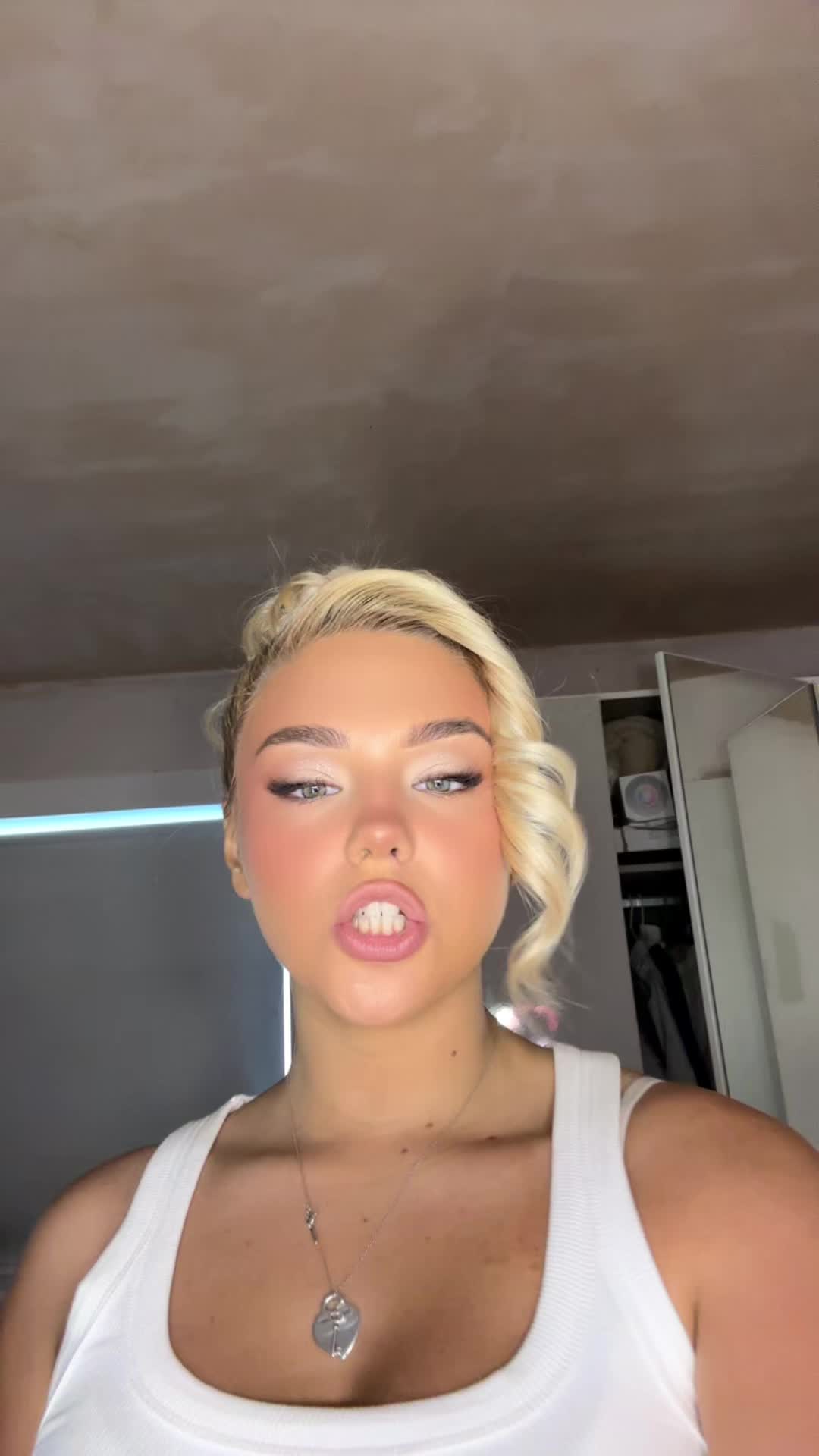 @_NotKK04