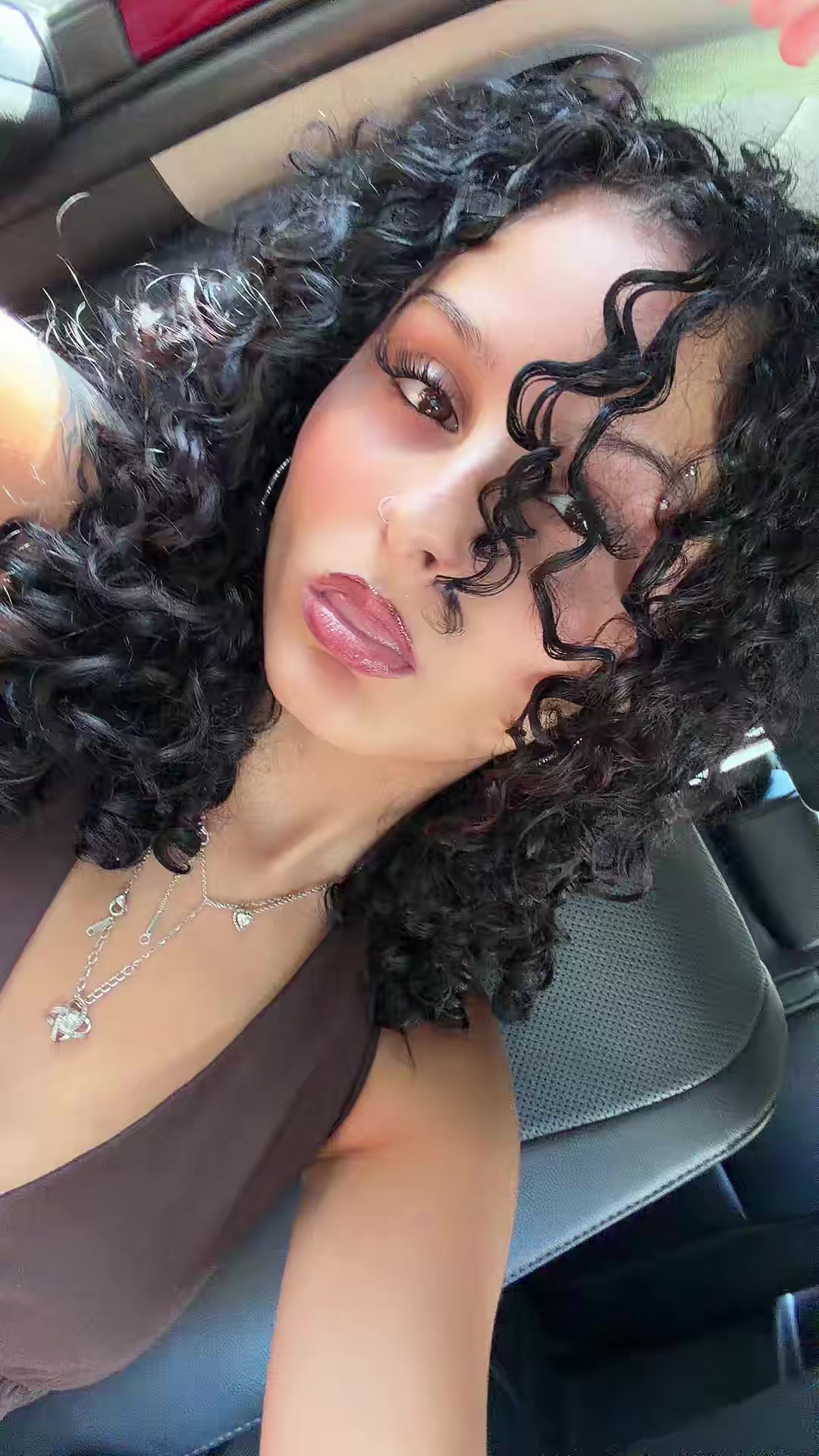 @️