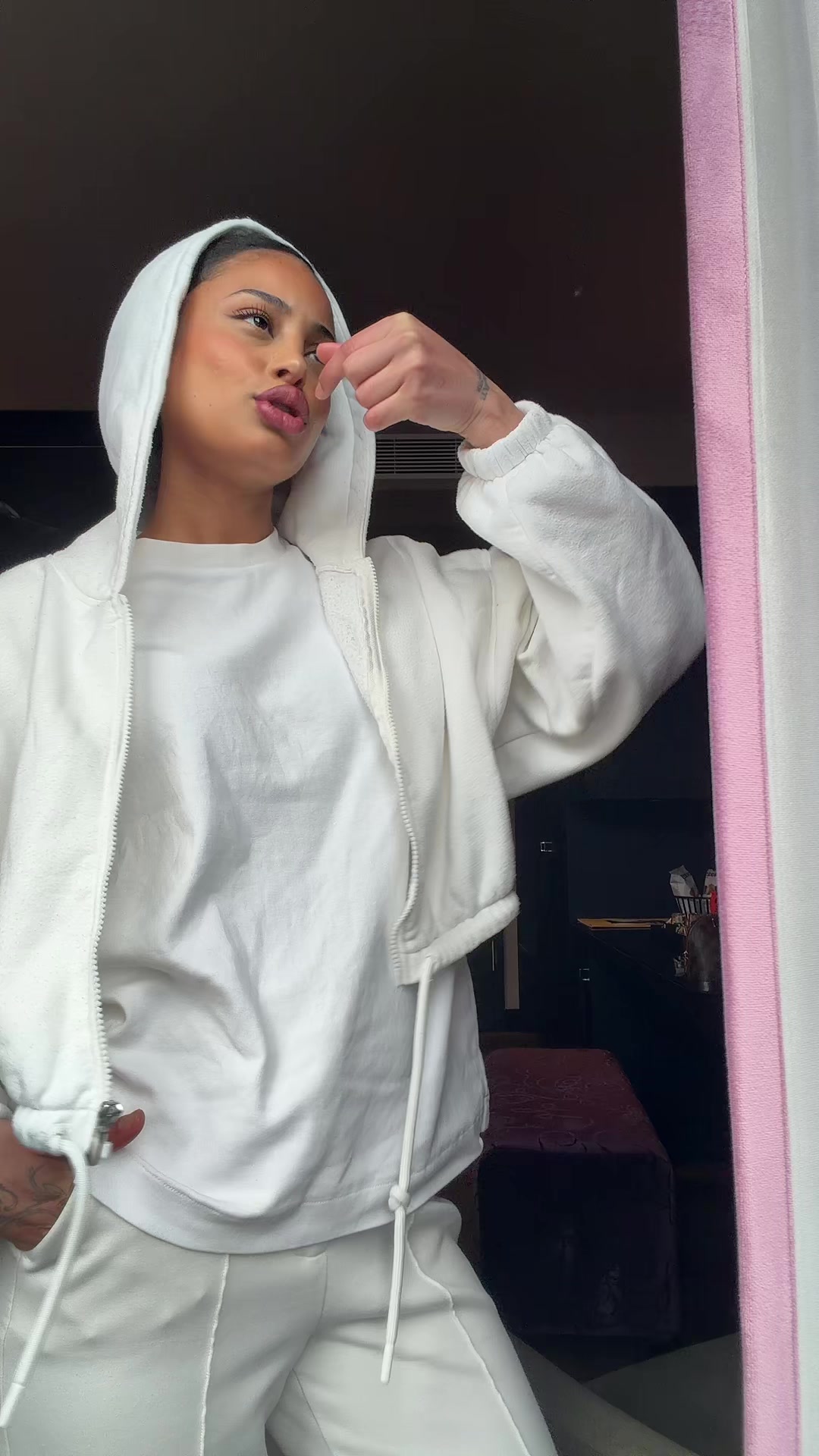 @𝓐𝓵𝓮𝓮𝓷𝓪𝓓𝓲𝓪𝔃🍭
