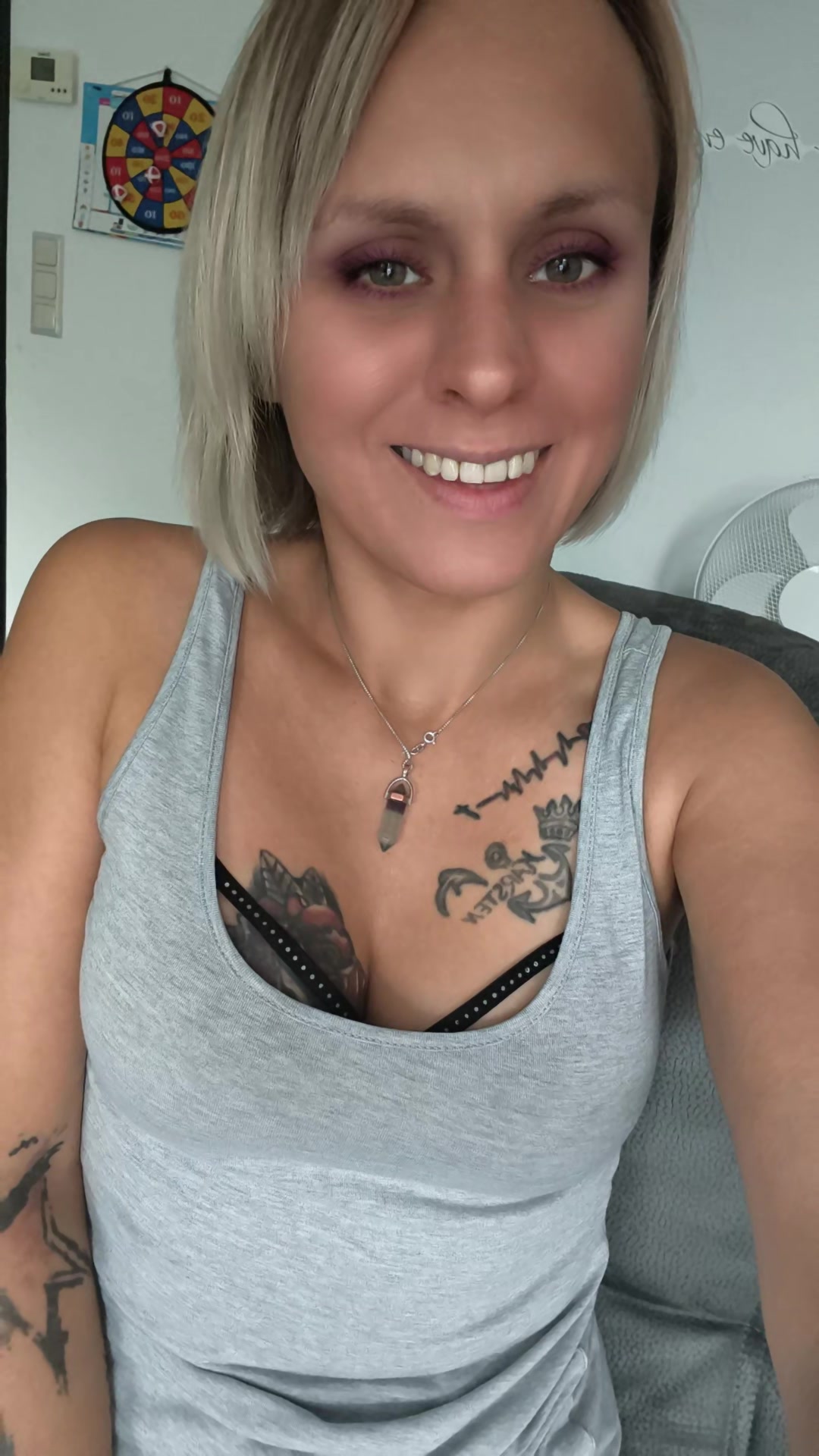 @Anni