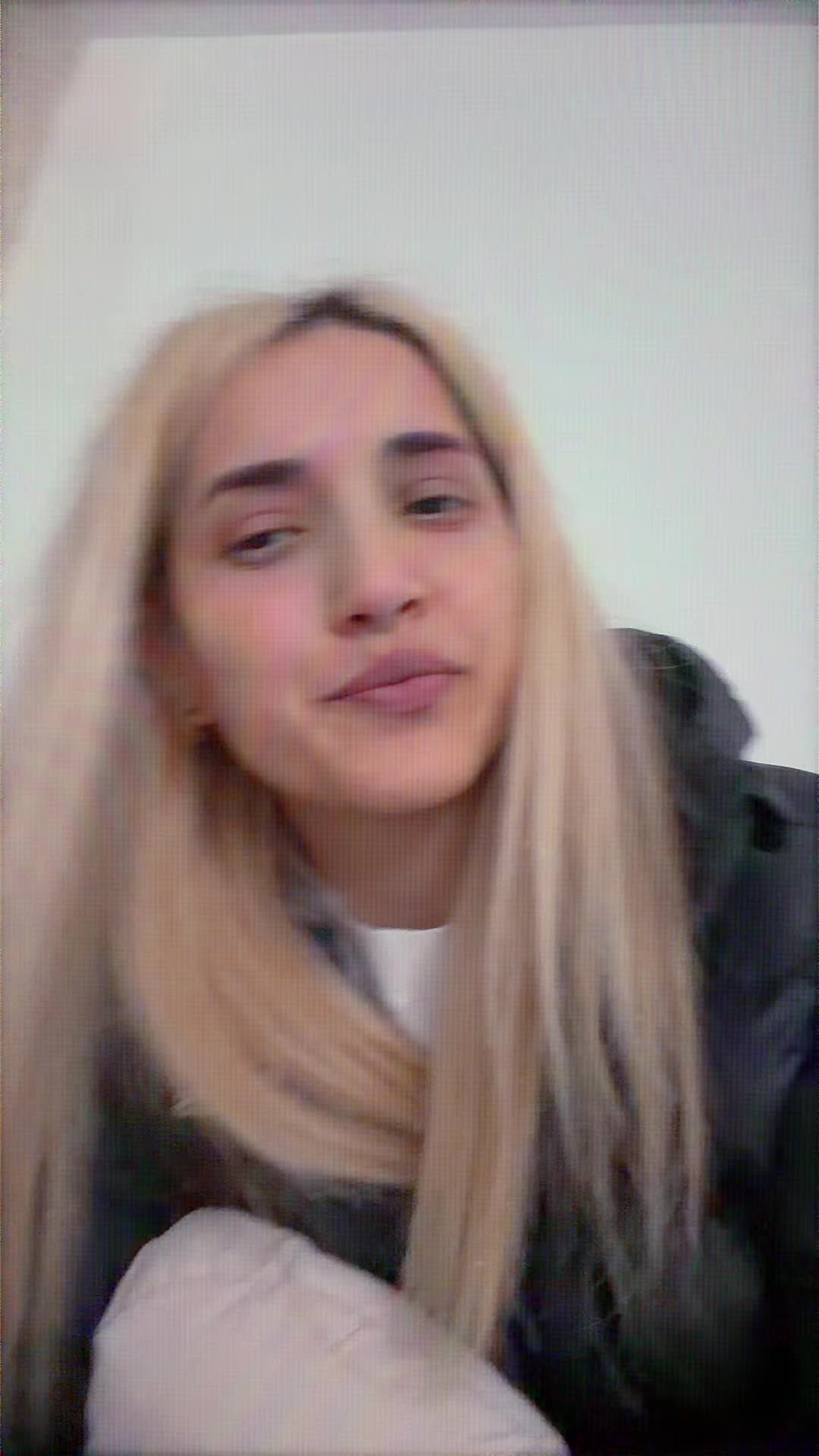 @Elena Laura.