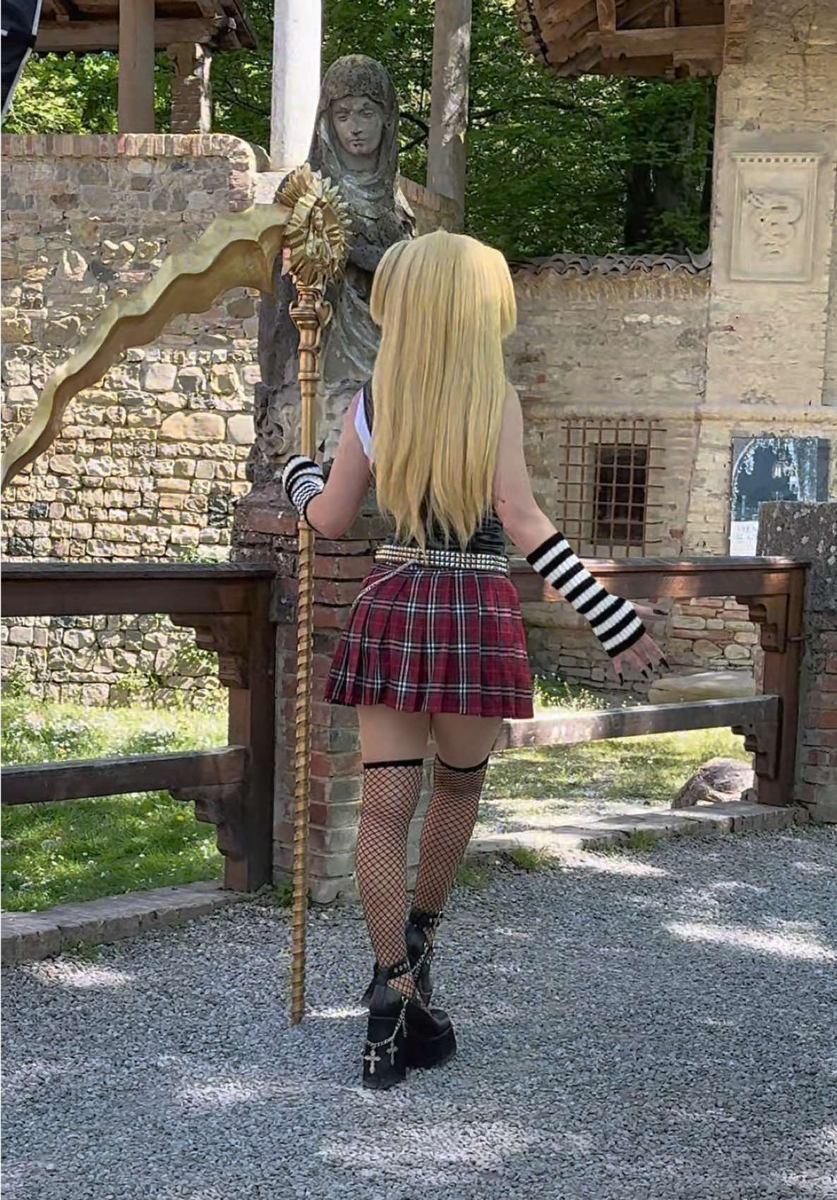 @justt.m00n