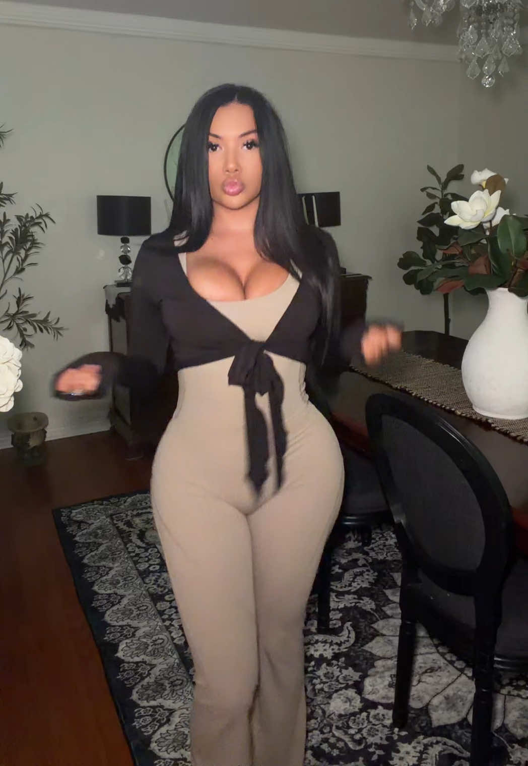 @miaaxoxos