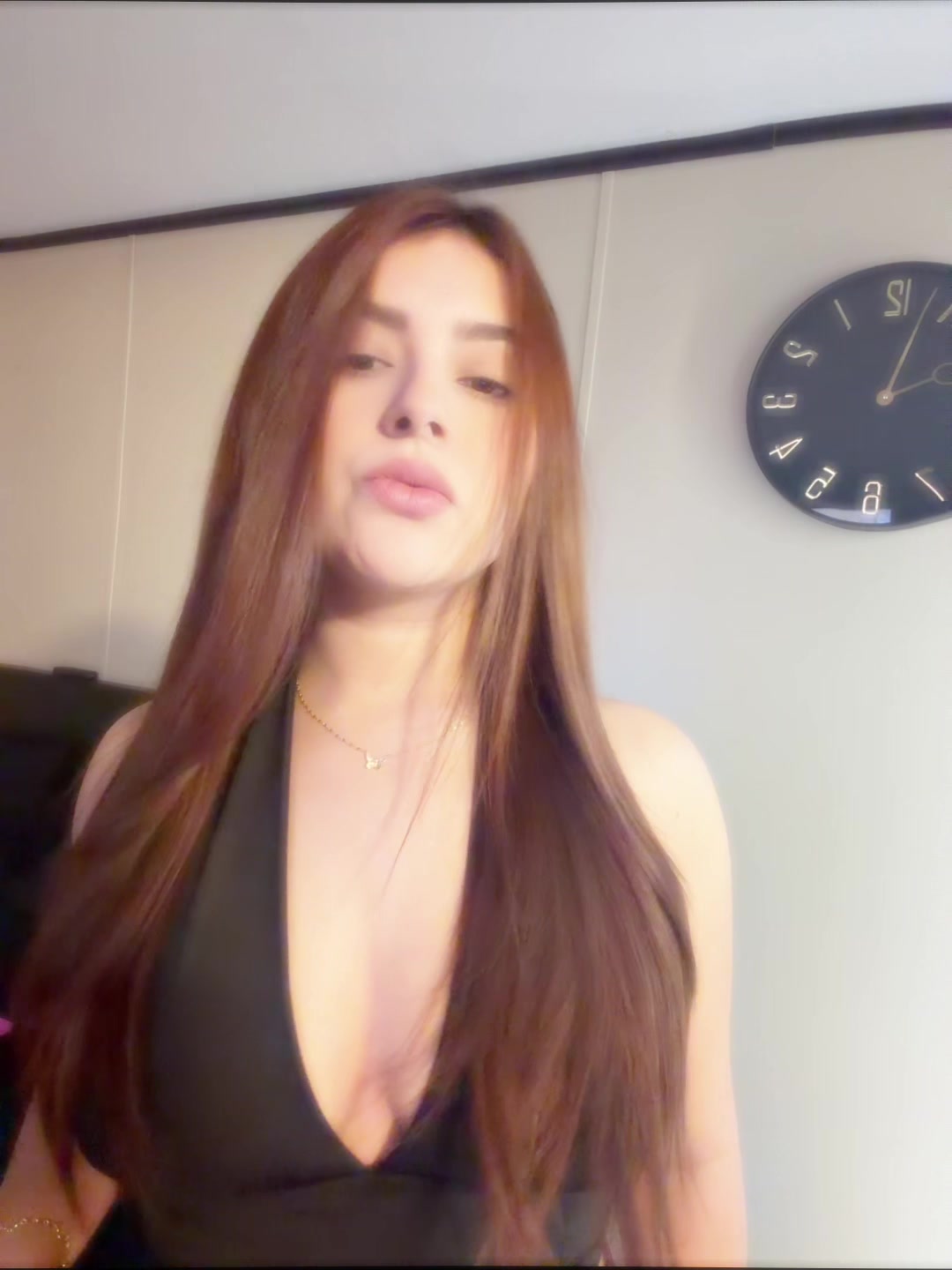 @ÁngelaH✨👑