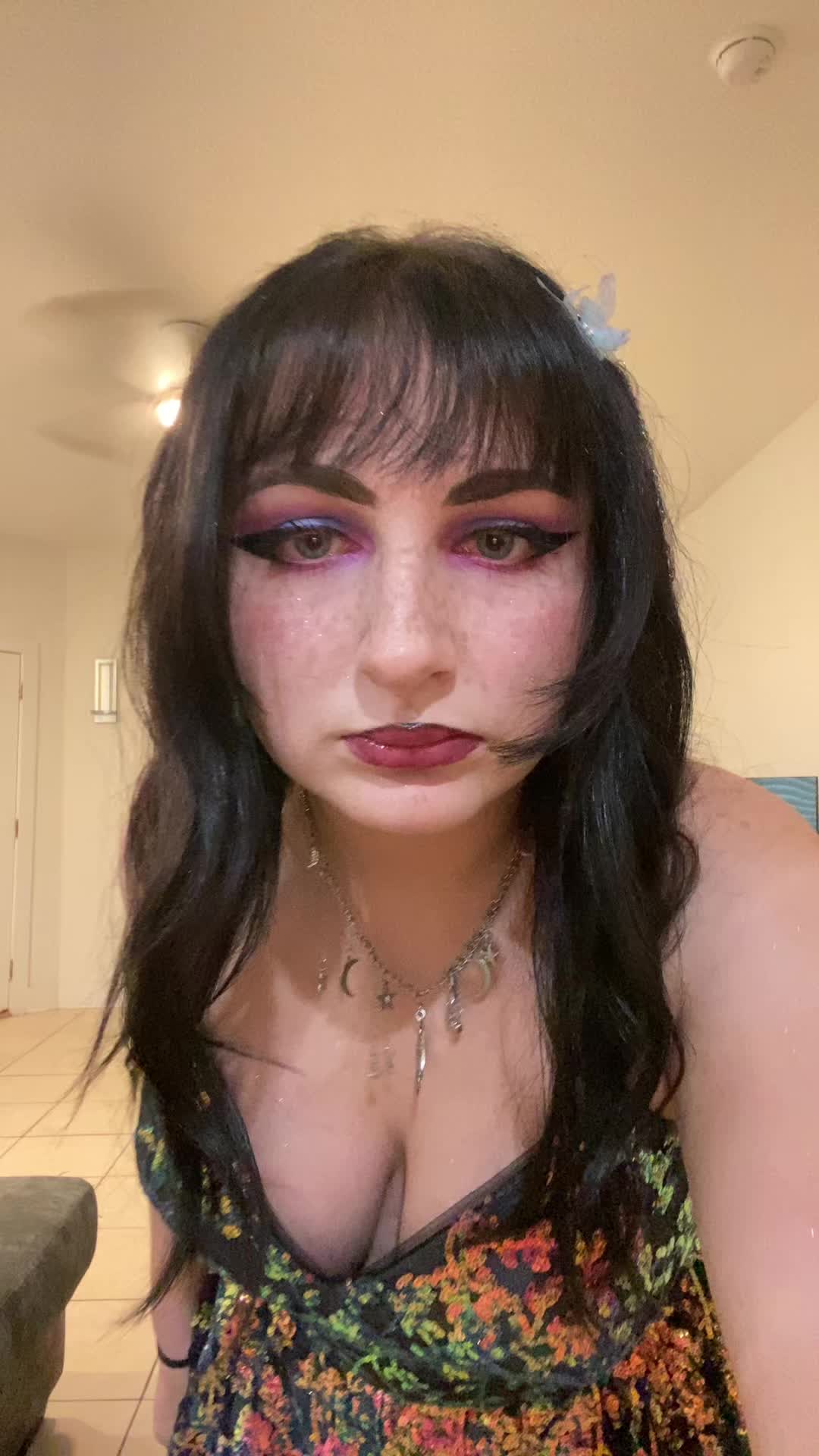 @ren77777778