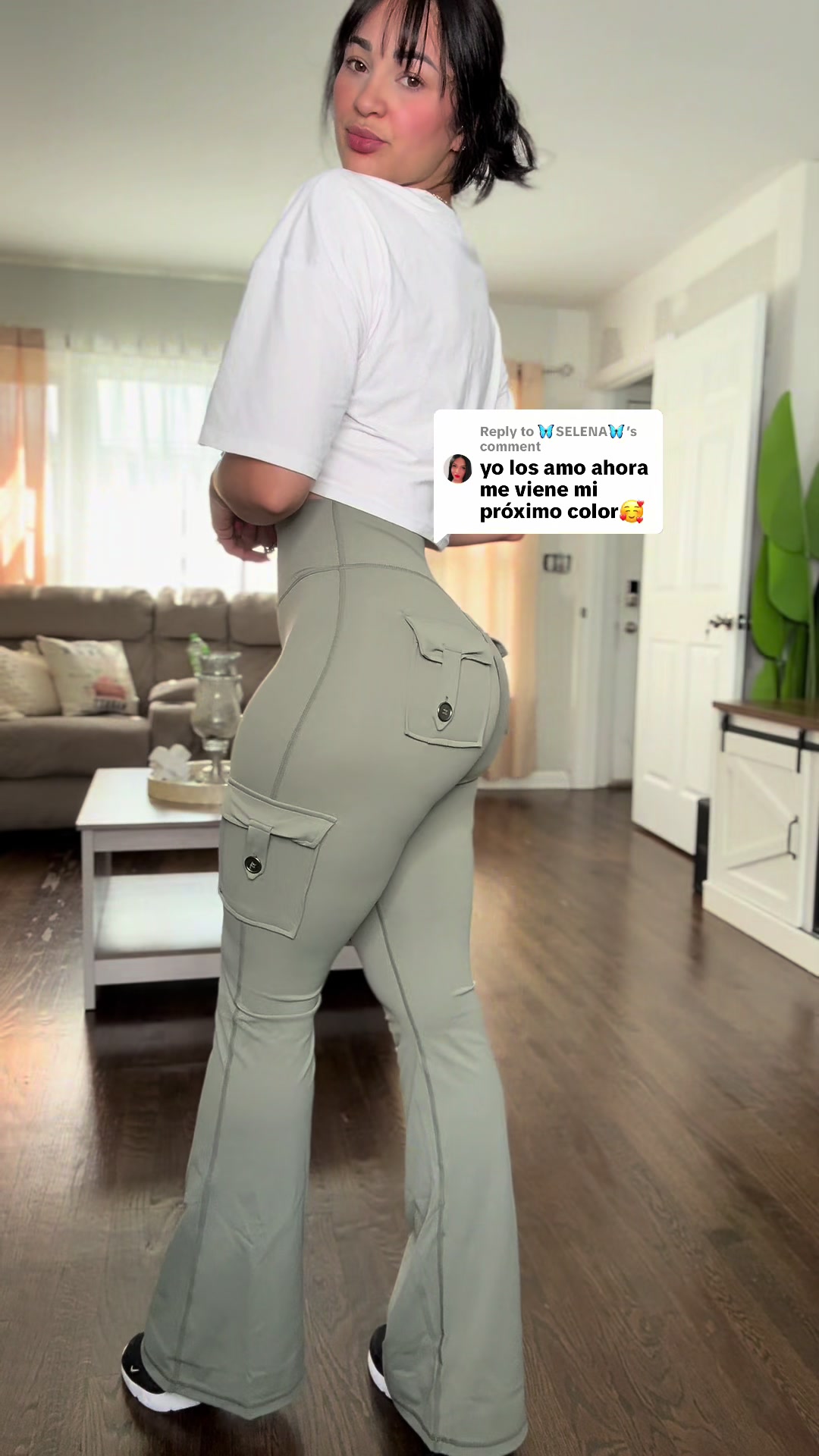 @Yelissa